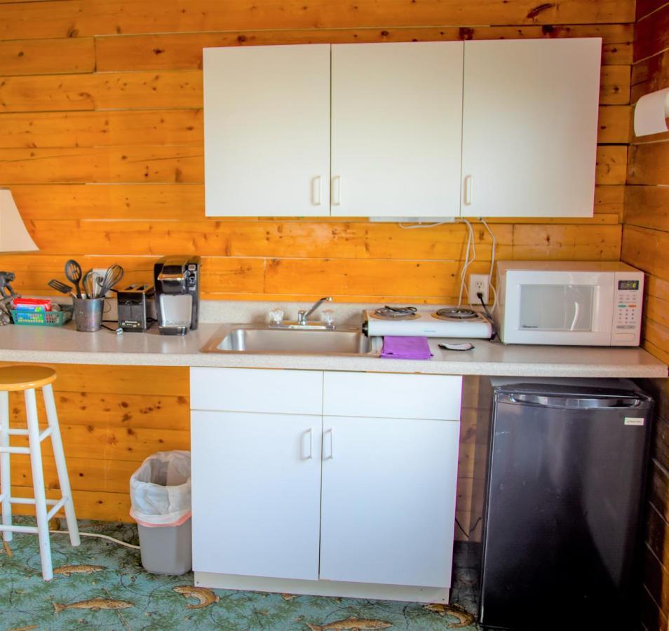 Homer Floatplane Lodge Room photo